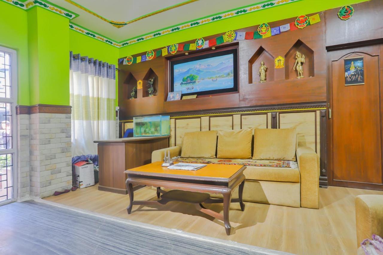 Oyo 720 Lekali Homes And Restaurant Kathmandu Esterno foto