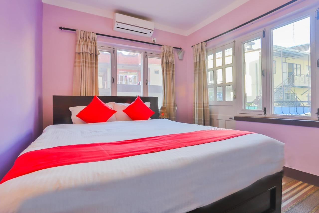 Oyo 720 Lekali Homes And Restaurant Kathmandu Esterno foto