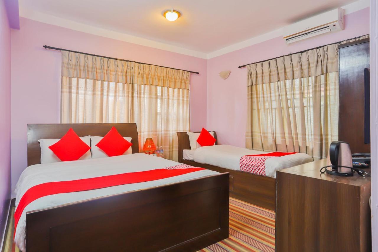 Oyo 720 Lekali Homes And Restaurant Kathmandu Esterno foto