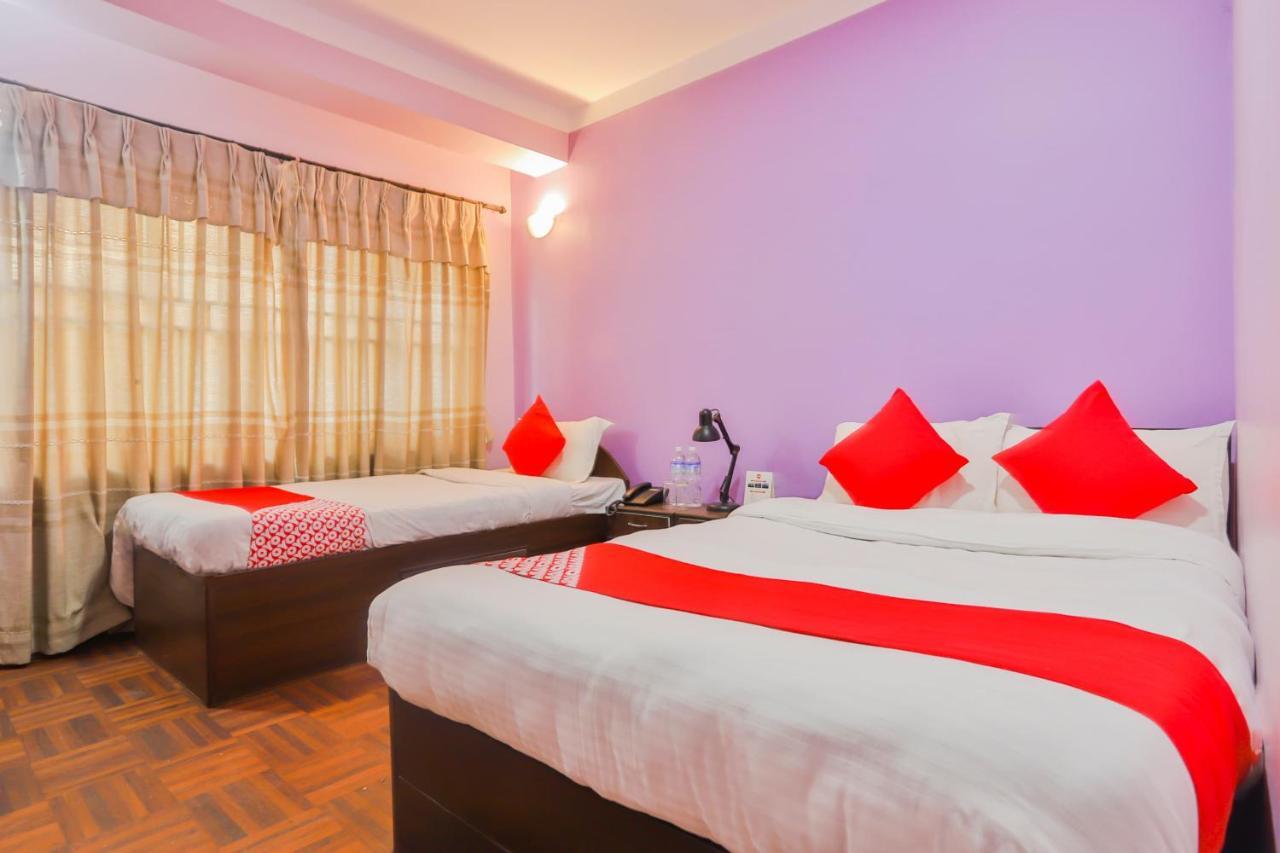 Oyo 720 Lekali Homes And Restaurant Kathmandu Esterno foto