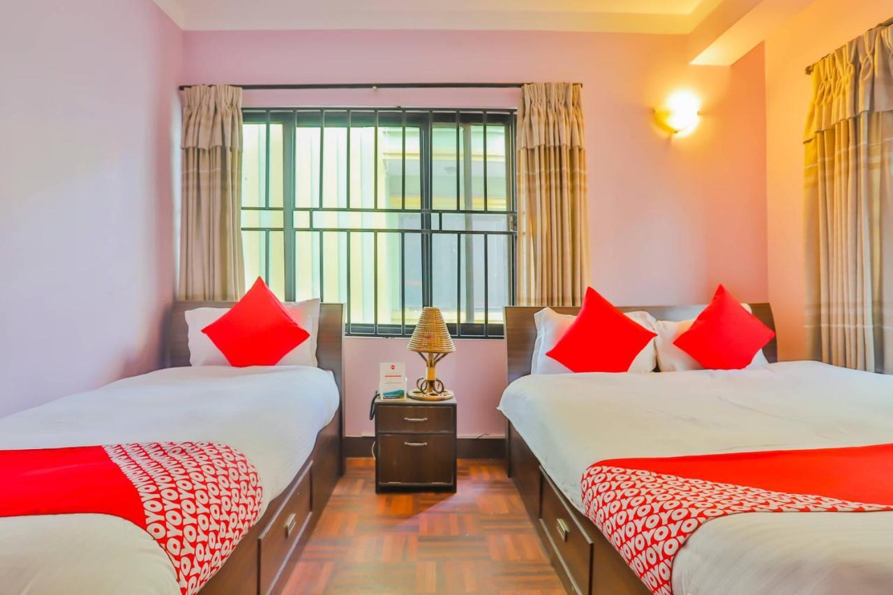 Oyo 720 Lekali Homes And Restaurant Kathmandu Esterno foto